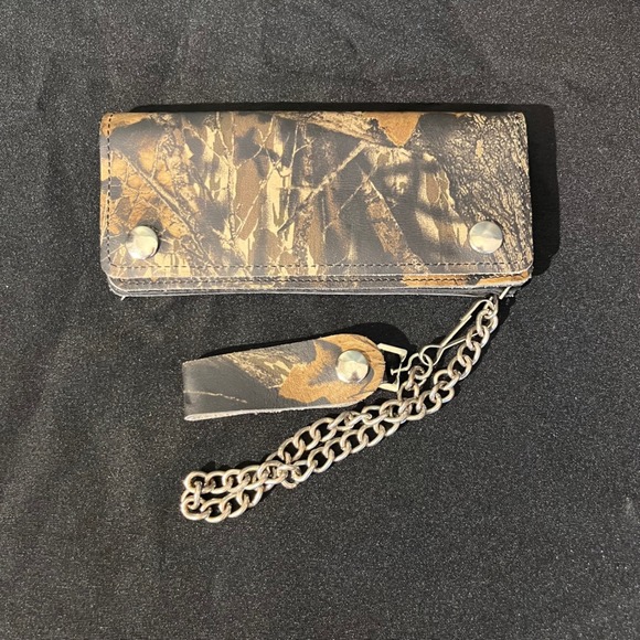 Ctm Other - CTM Genuine Leather Camo Biker Chain Wallet Mens Woodland Camouflage Wallet
